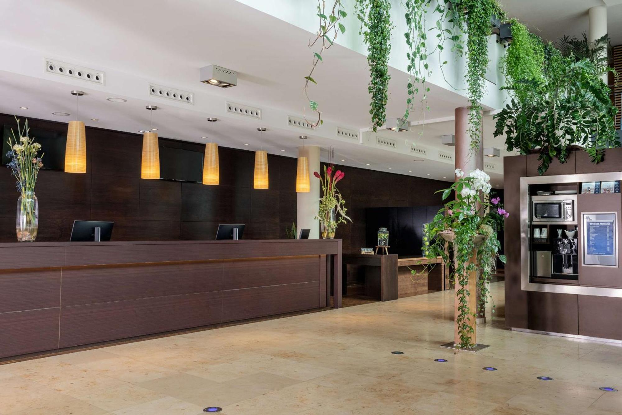 Hotel Nh Stuttgart Airport à Leura Extérieur photo