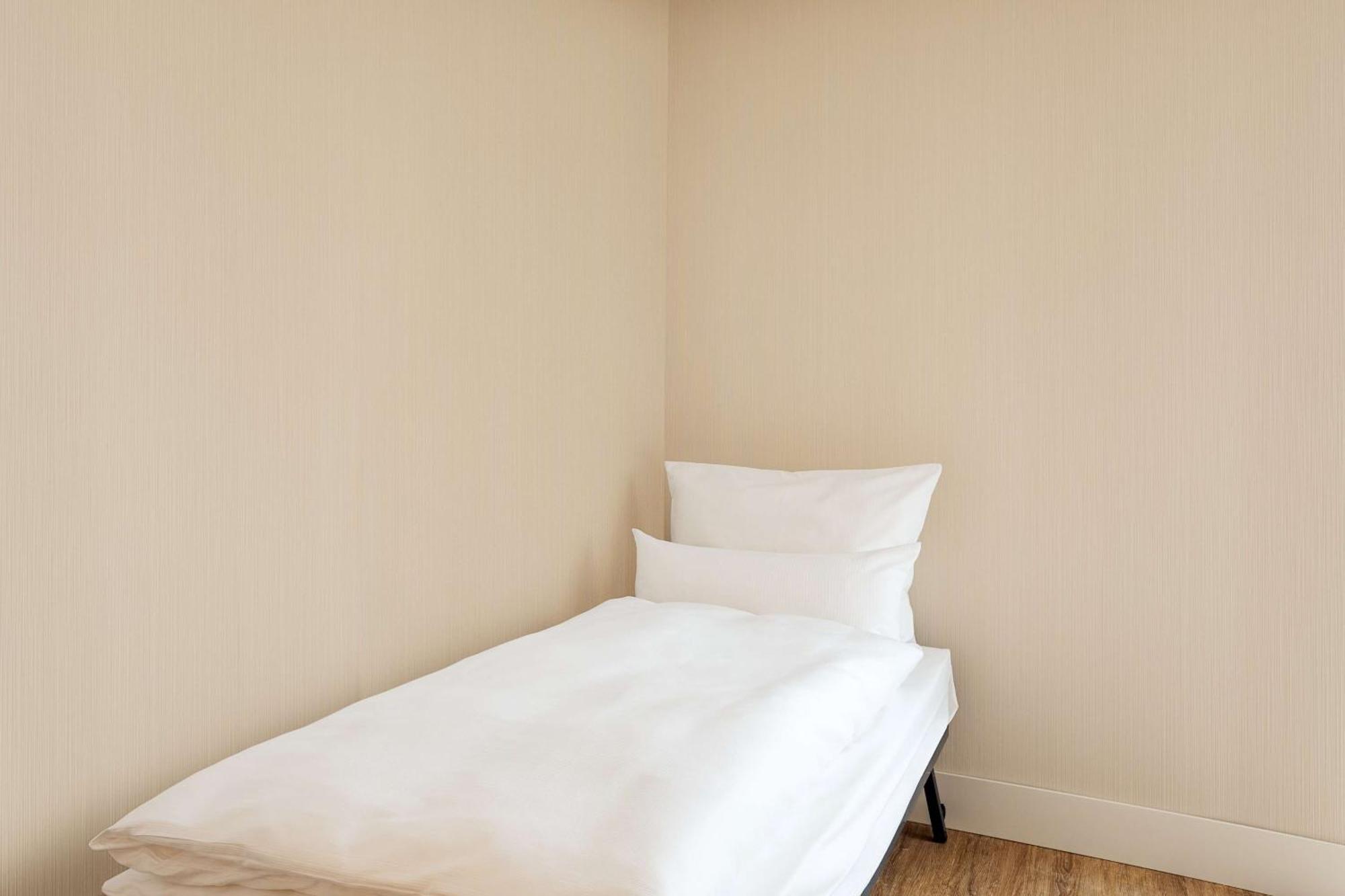Hotel Nh Stuttgart Airport à Leura Extérieur photo