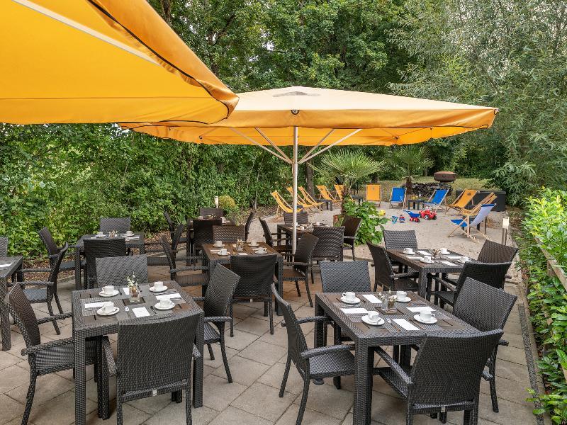 Hotel Nh Stuttgart Airport à Leura Extérieur photo